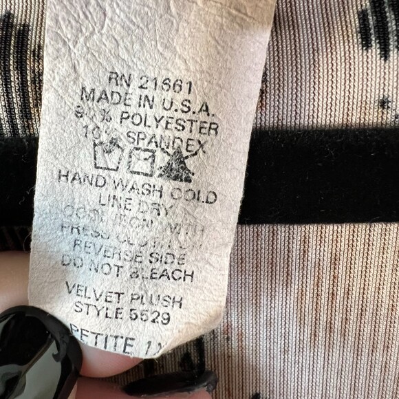 Maggie Sweet Vintage USA Made Animal Print Velvet Cardigan Size 1X Petite - Picture 4 of 4